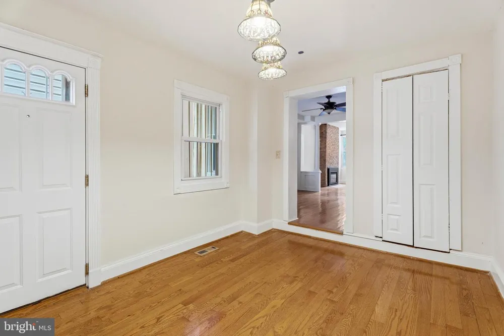 877 W LOMBARD STREET Baltimore, MD 21201