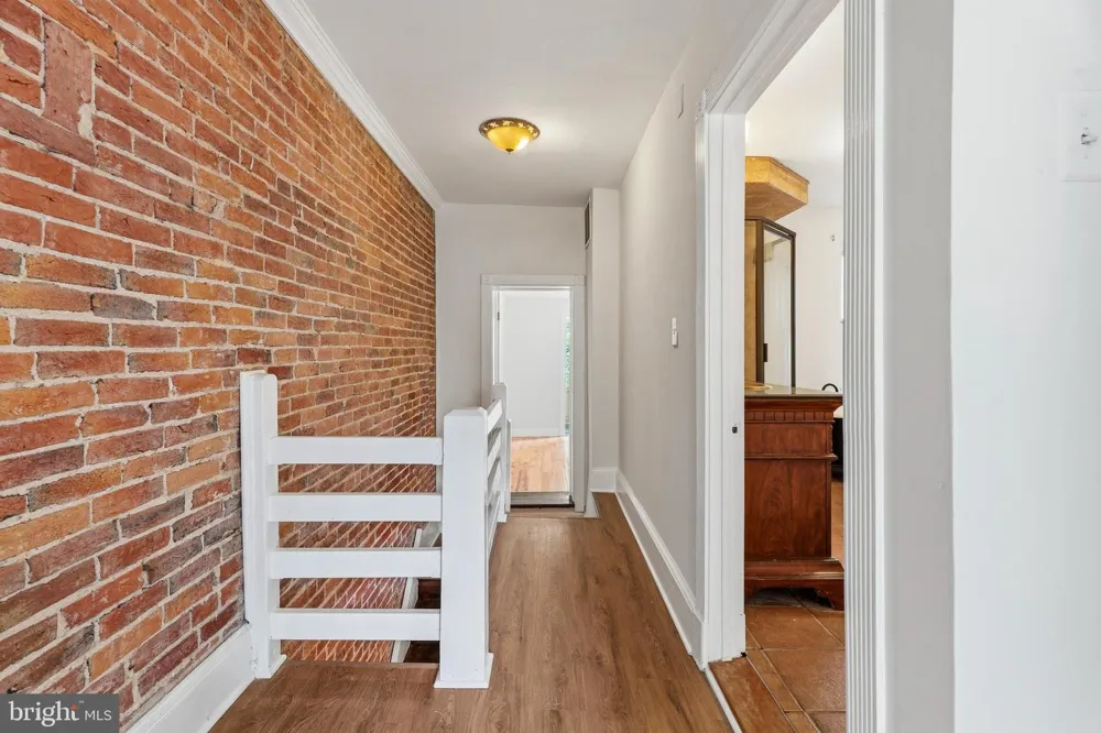 877 W LOMBARD STREET Baltimore, MD 21201