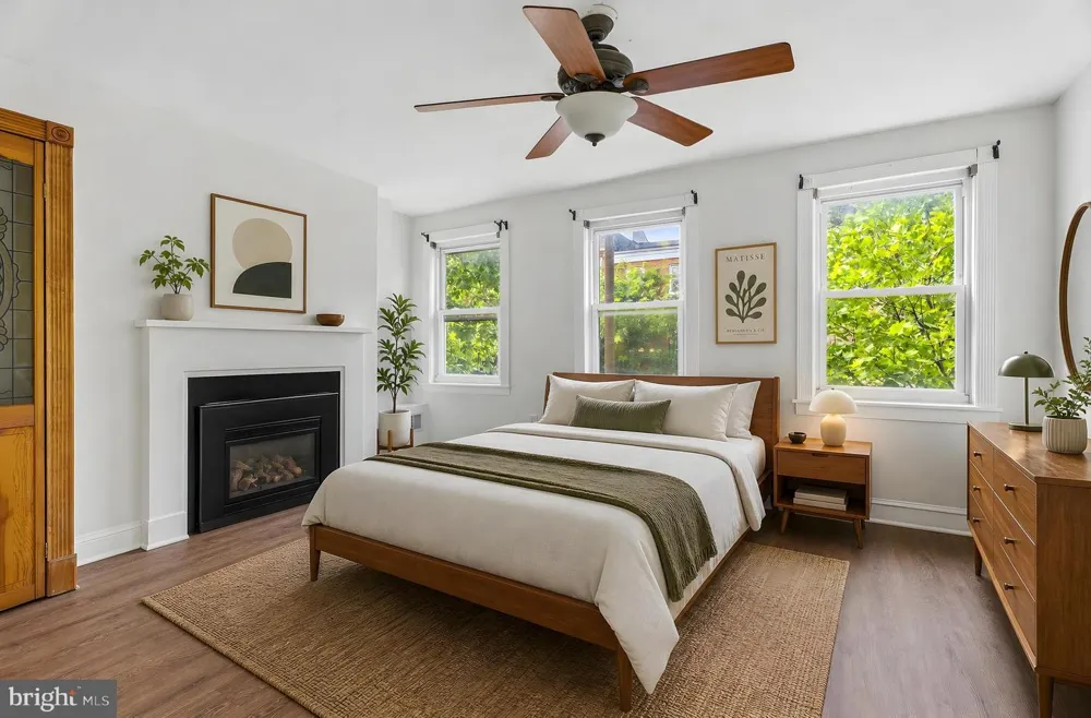877 W LOMBARD STREET Baltimore, MD 21201