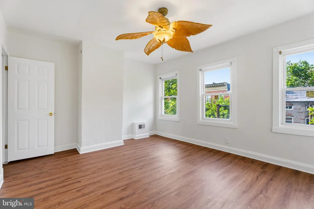 877 W LOMBARD STREET Baltimore, MD 21201