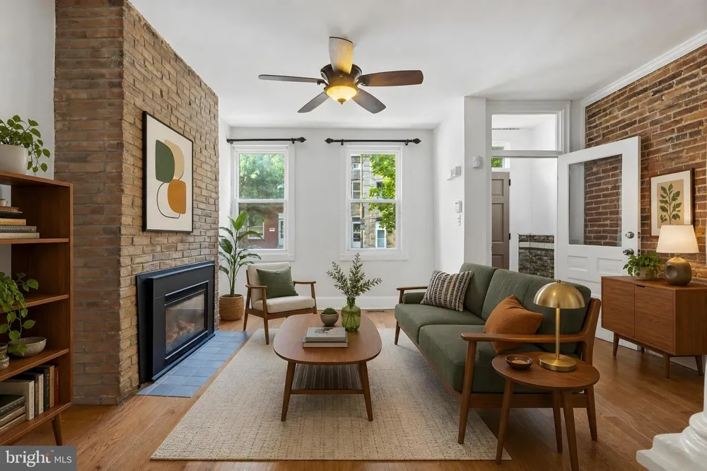 877 W LOMBARD STREET Baltimore, MD 21201