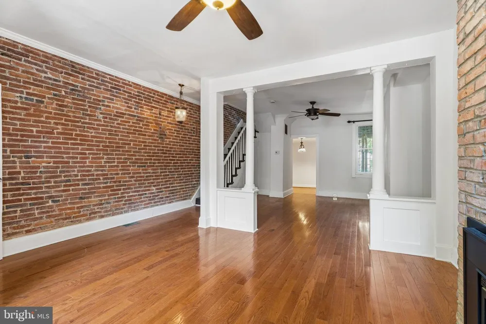 877 W LOMBARD STREET Baltimore, MD 21201