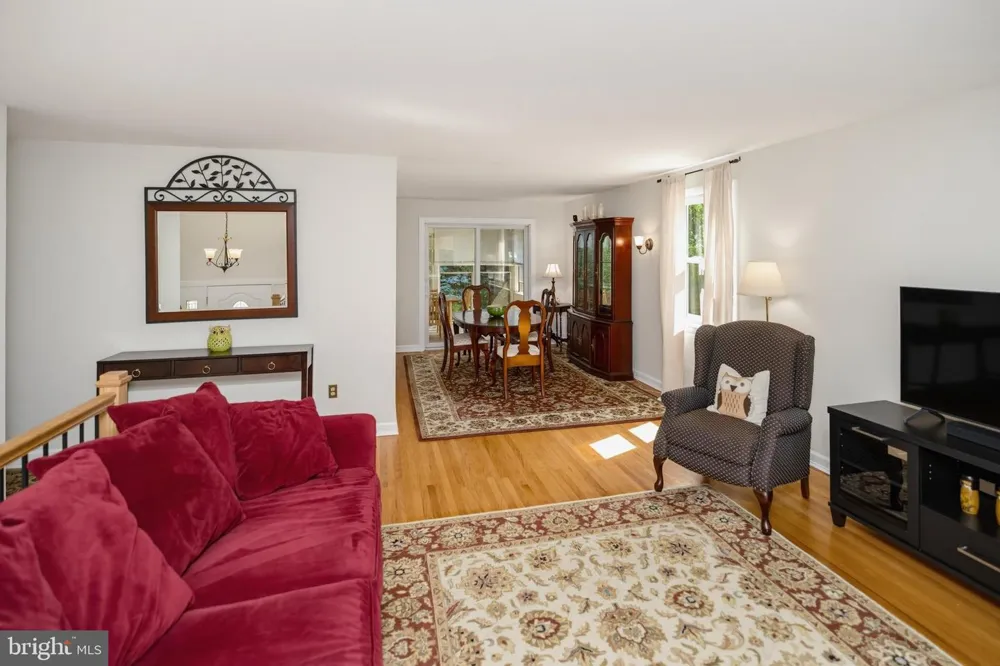 865 MOREFIELD ROAD Philadelphia, PA 19115