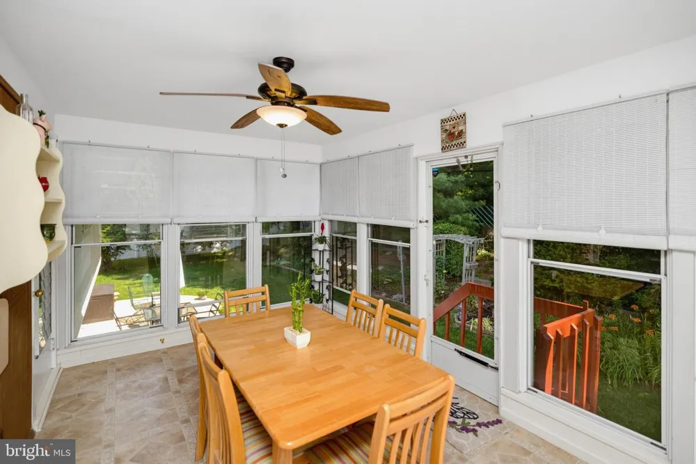 865 MOREFIELD ROAD Philadelphia, PA 19115