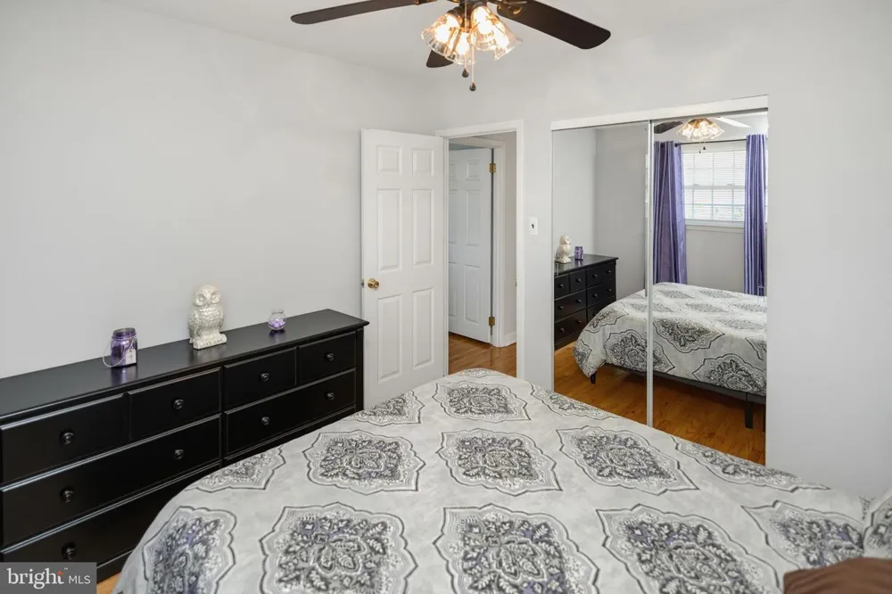 865 MOREFIELD ROAD Philadelphia, PA 19115