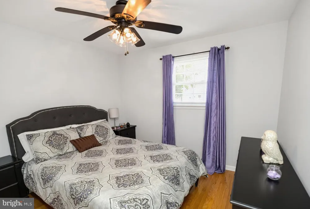 865 MOREFIELD ROAD Philadelphia, PA 19115