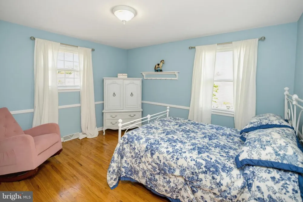 865 MOREFIELD ROAD Philadelphia, PA 19115