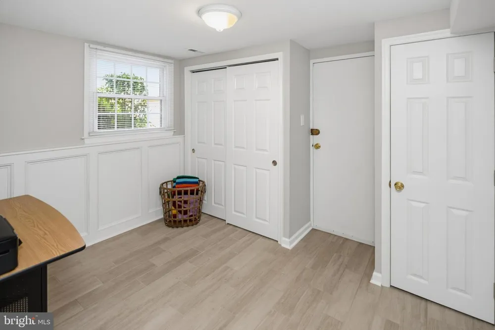 865 MOREFIELD ROAD Philadelphia, PA 19115