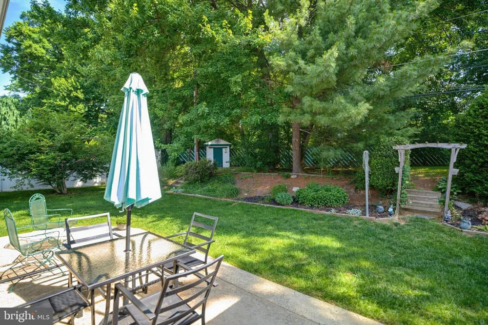 865 MOREFIELD ROAD Philadelphia, PA 19115