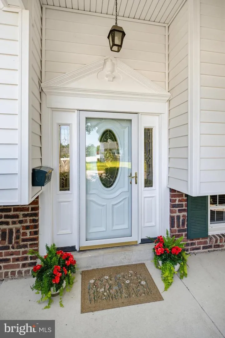 865 MOREFIELD ROAD Philadelphia, PA 19115