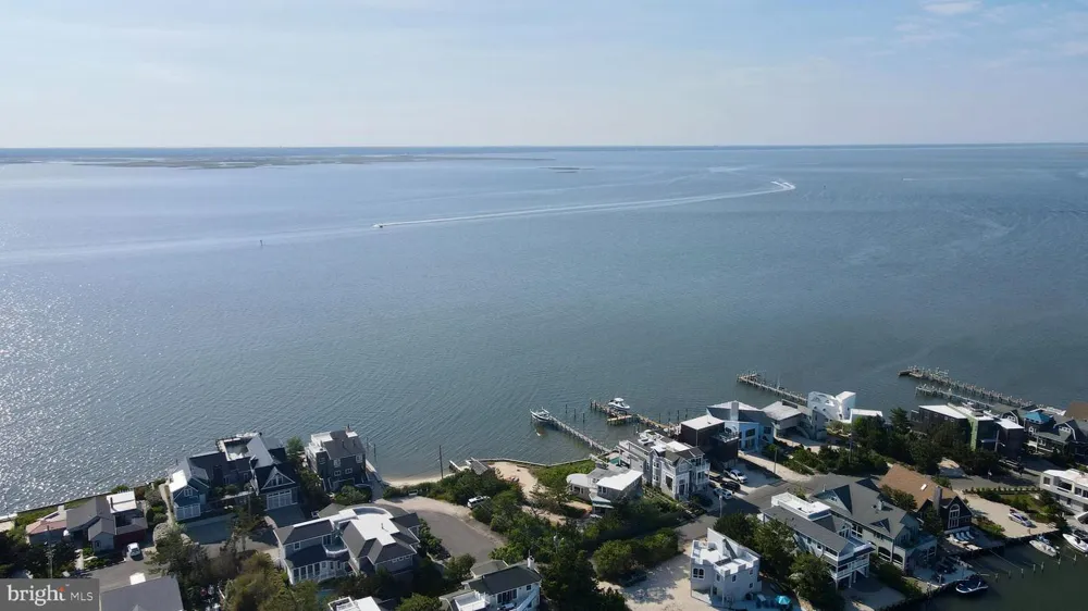 8202 BAY TERRACE Harvey Cedars, NJ 08008