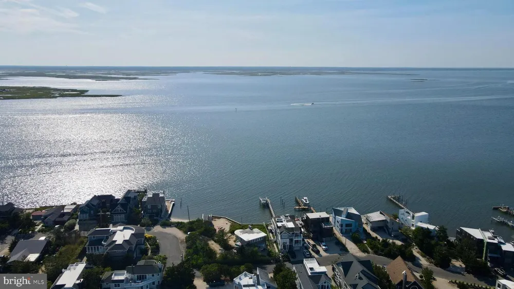 8202 BAY TERRACE Harvey Cedars, NJ 08008