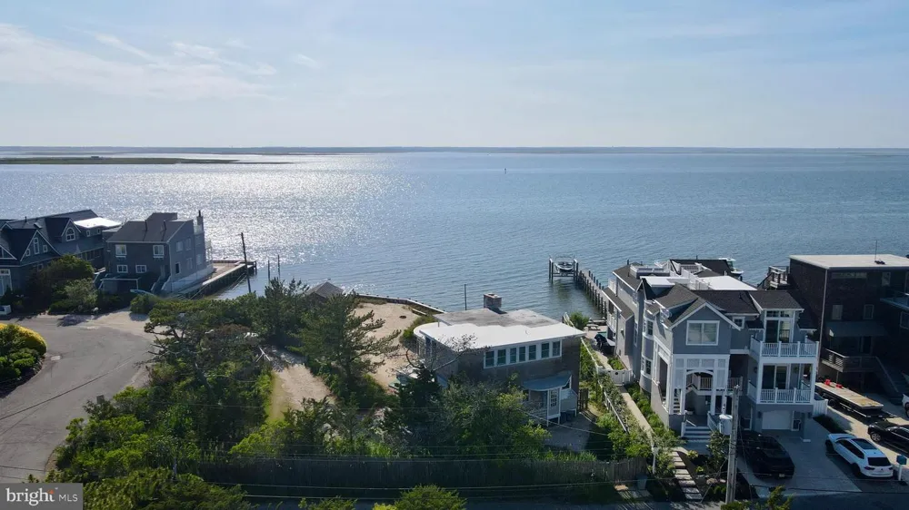 8202 BAY TERRACE Harvey Cedars, NJ 08008