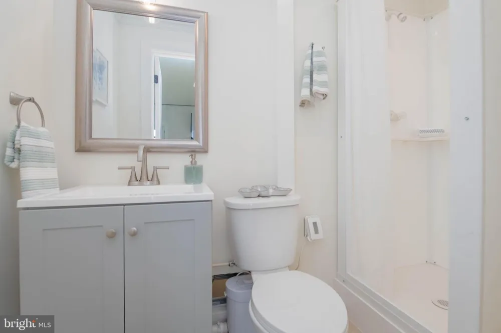 1117 CHESTER ROAD Middle River, MD 21220
