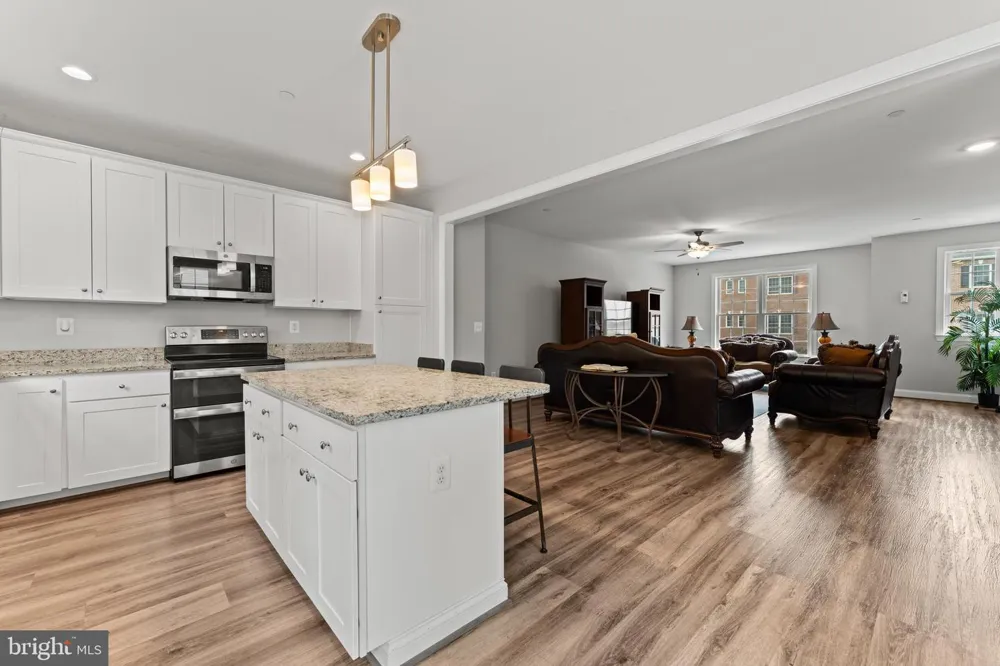 982 RYE DRIVE La Plata, MD 20646