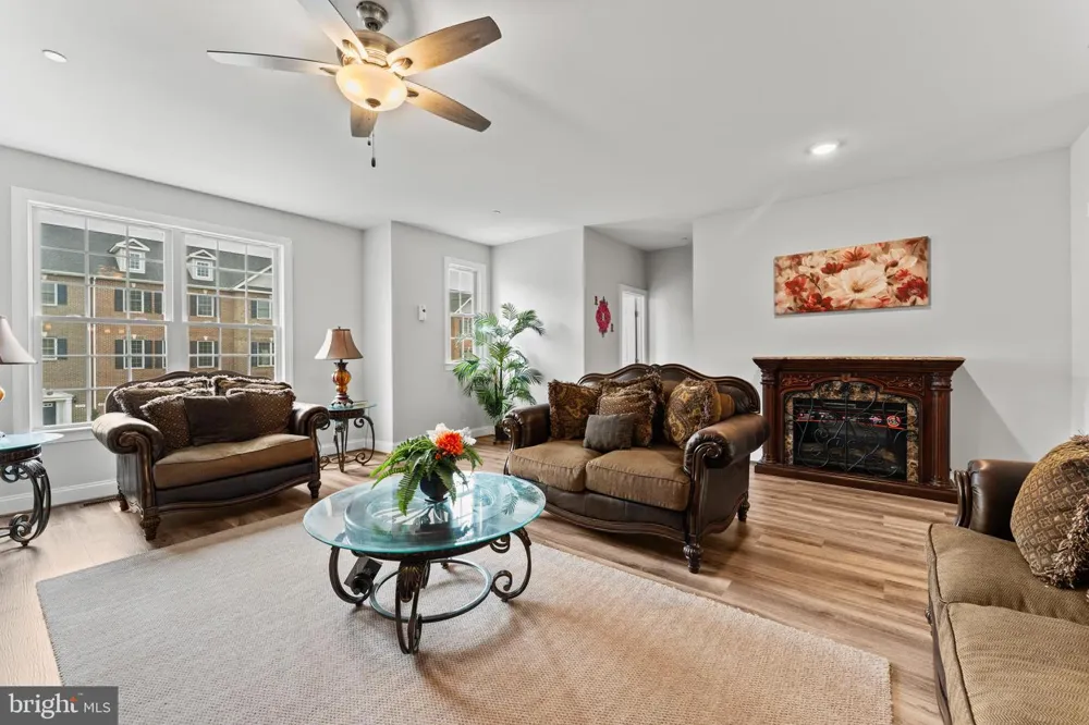 982 RYE DRIVE La Plata, MD 20646