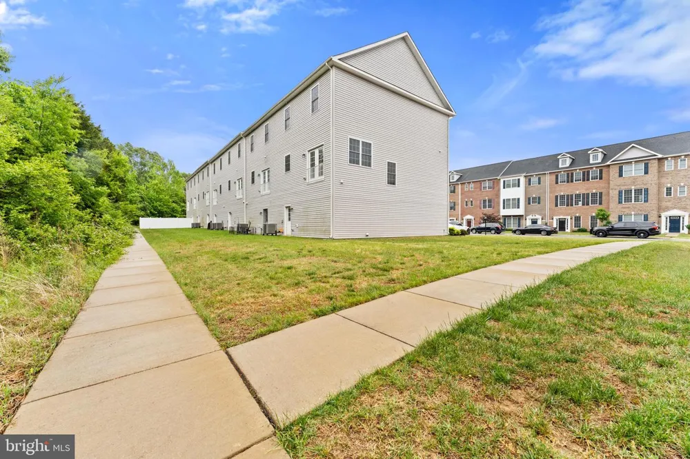 982 RYE DRIVE La Plata, MD 20646