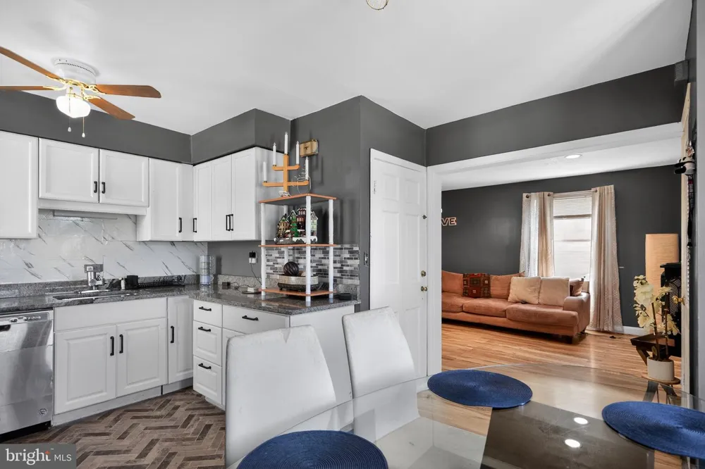 2722 CHESLEY AVENUE Baltimore, MD 21234