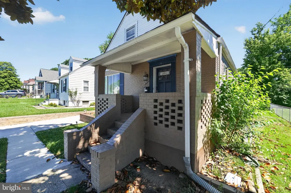 2722 CHESLEY AVENUE Baltimore, MD 21234