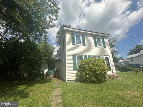 234 COLLEGE AVENUE