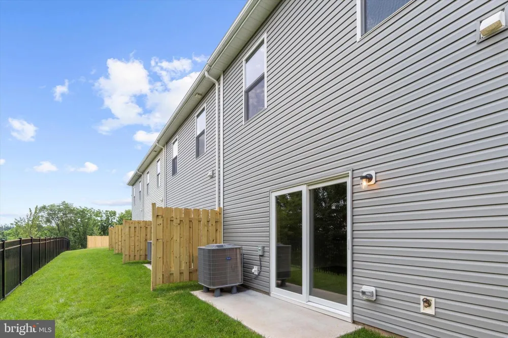 8111 BARTHOLOMEW COURT Baltimore, MD 21206