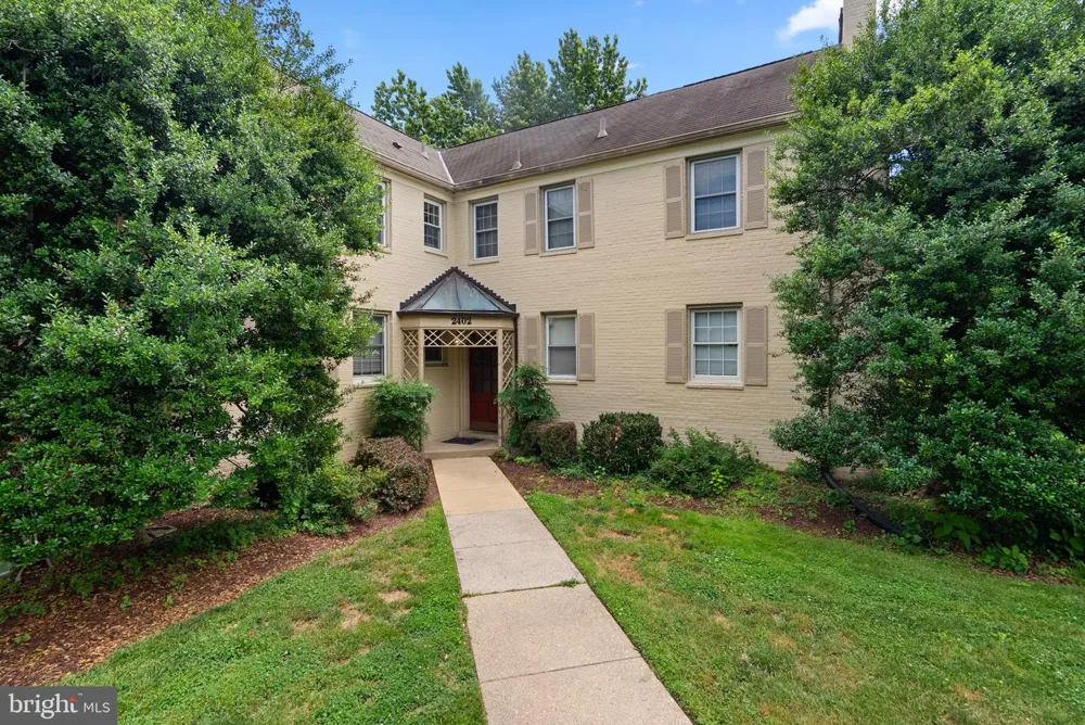 2402 COLSTON DRIVE #2402-C-103 Silver Spring, MD 20910