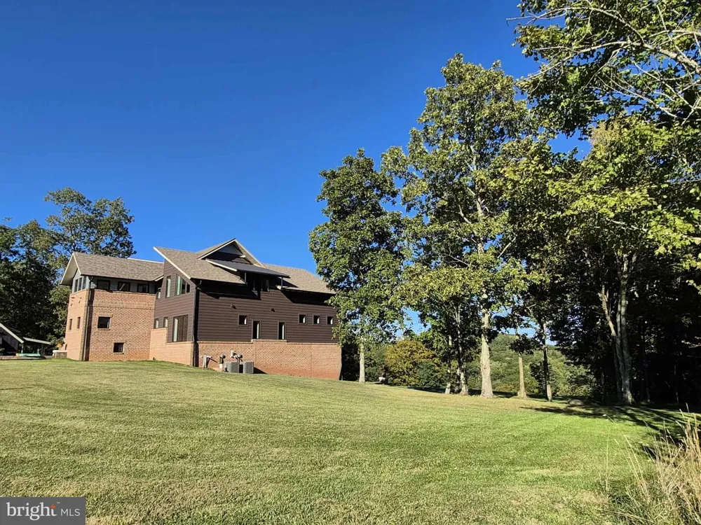 415 NAZELROD ROAD Oakland, MD 21550
