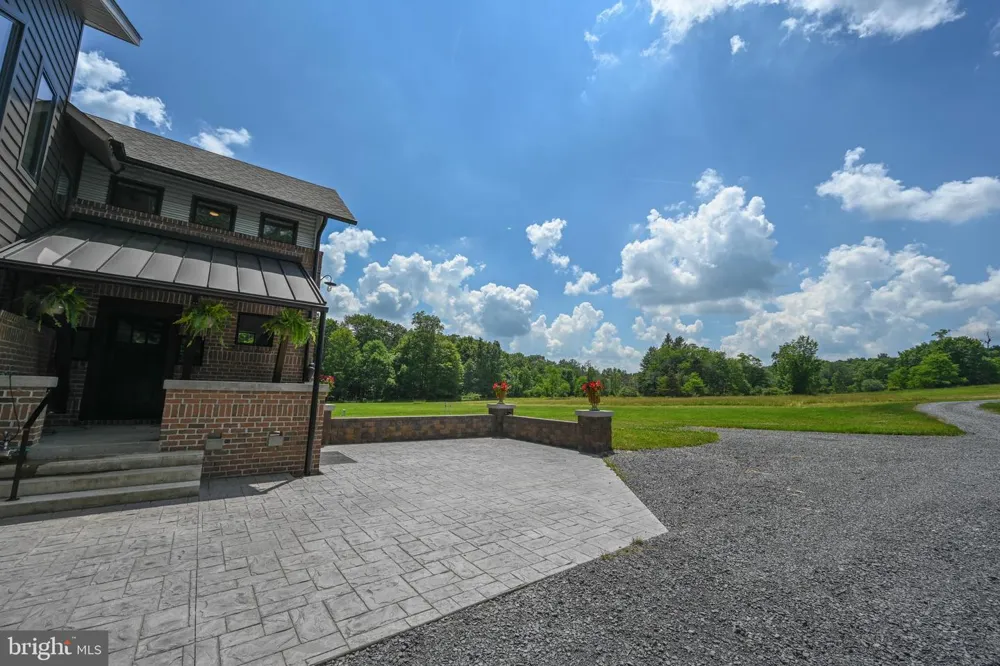 415 NAZELROD ROAD Oakland, MD 21550