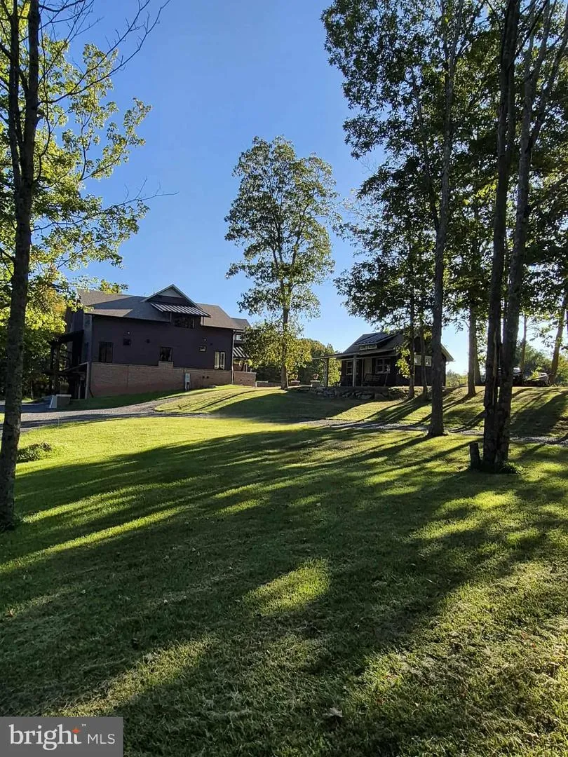 415 NAZELROD ROAD Oakland, MD 21550