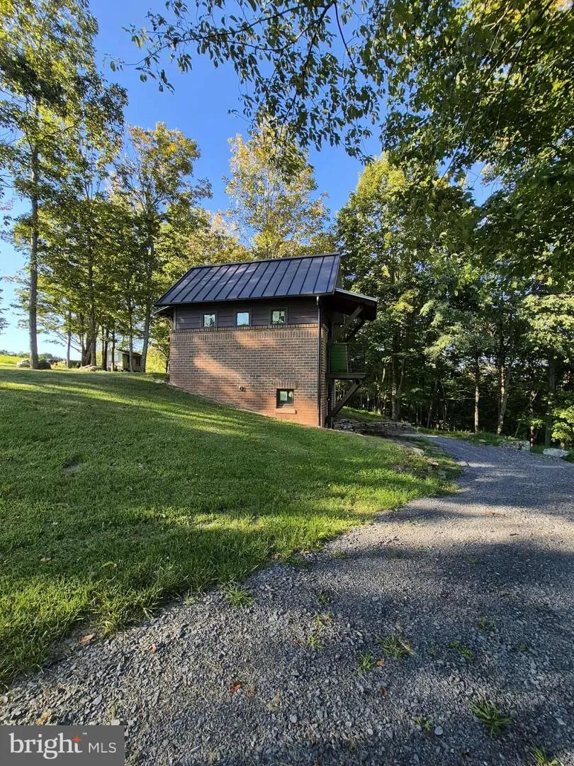 415 NAZELROD ROAD Oakland, MD 21550