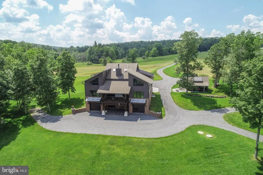 415 NAZELROD ROAD Oakland, MD 21550