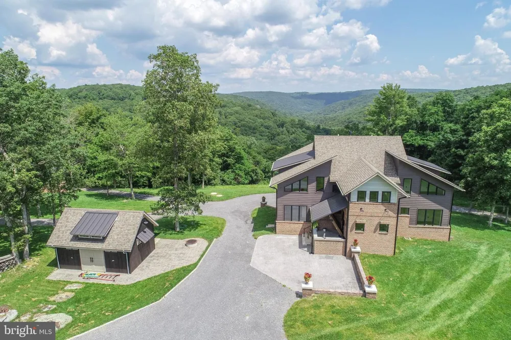 415 NAZELROD ROAD Oakland, MD 21550