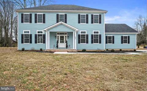 105 CORBINS CLOSE