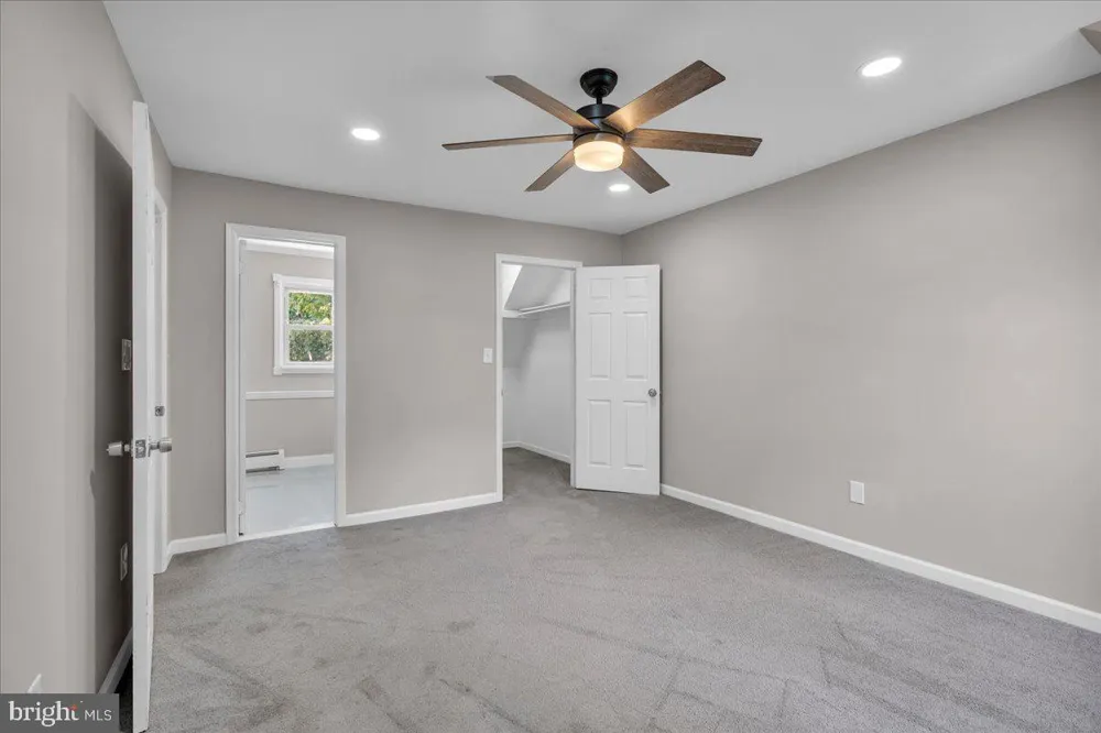 2480 MONMOUTH ROAD Jobstown, NJ 08041