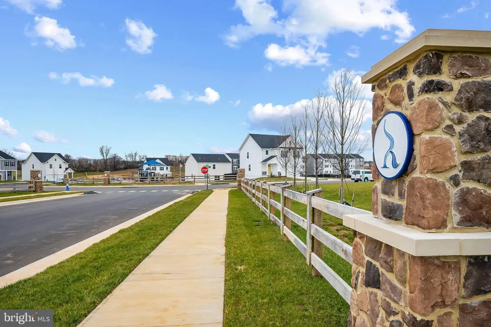 204 ECLIPSE STREET Charles Town, WV 25414