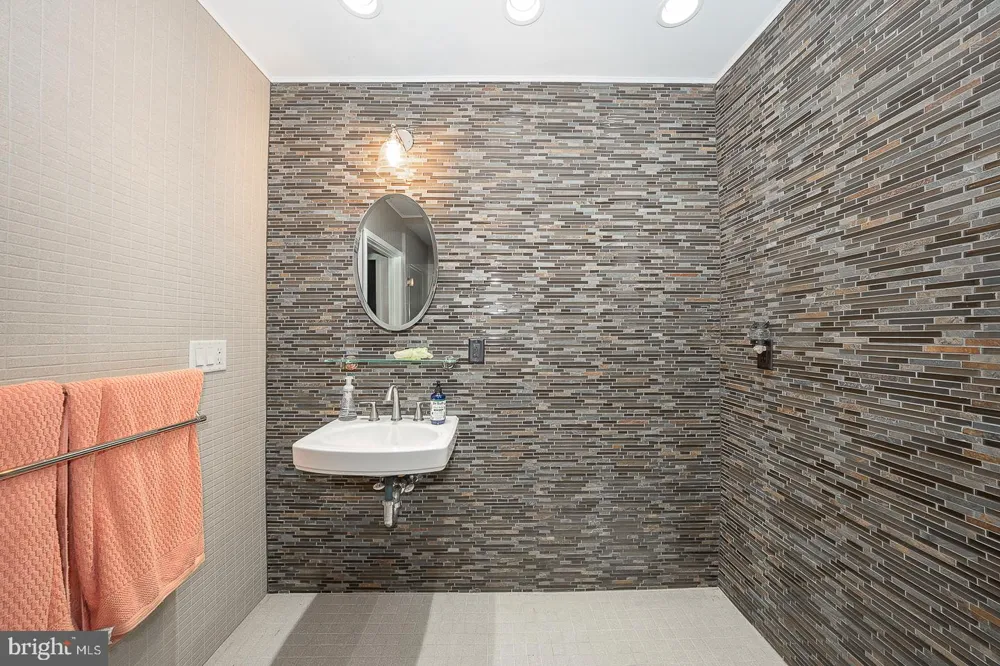 20 FAIRVIEW ROAD Swarthmore, PA 19081