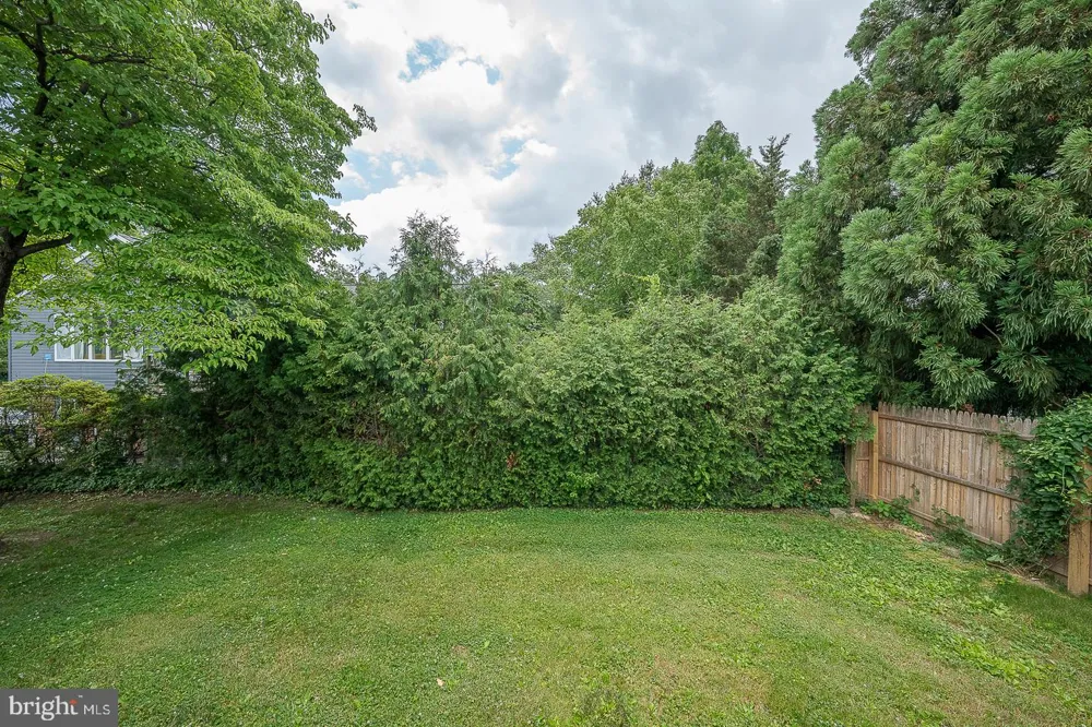 20 FAIRVIEW ROAD Swarthmore, PA 19081