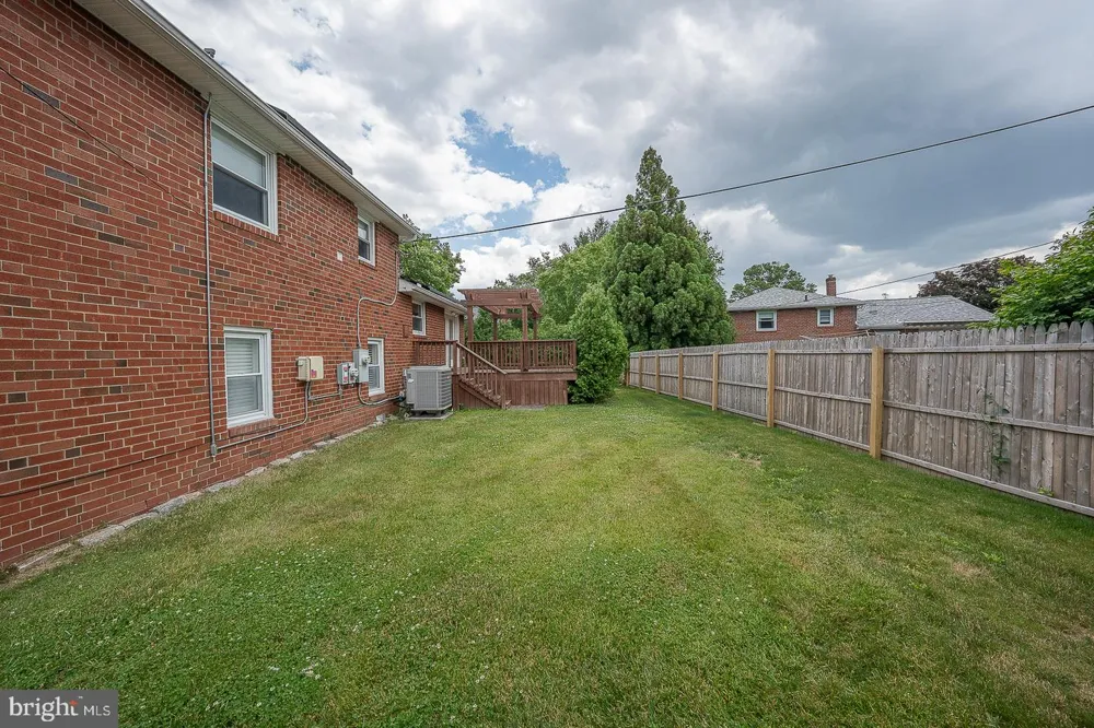 20 FAIRVIEW ROAD Swarthmore, PA 19081
