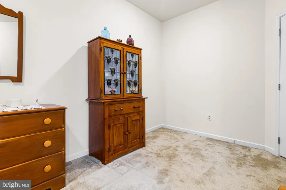 264 CARSON TERRACE Huntingdon Valley, PA 19006
