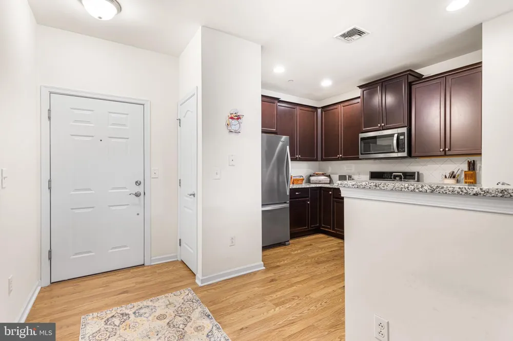 264 CARSON TERRACE Huntingdon Valley, PA 19006
