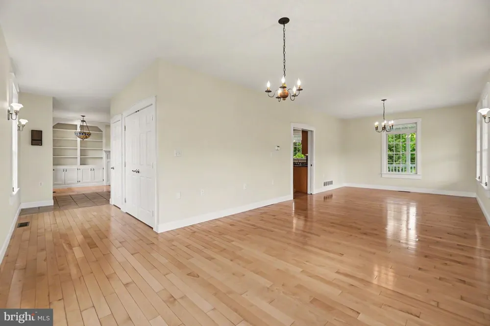 372 S GOOD SPRING ROAD Hegins, PA 17938