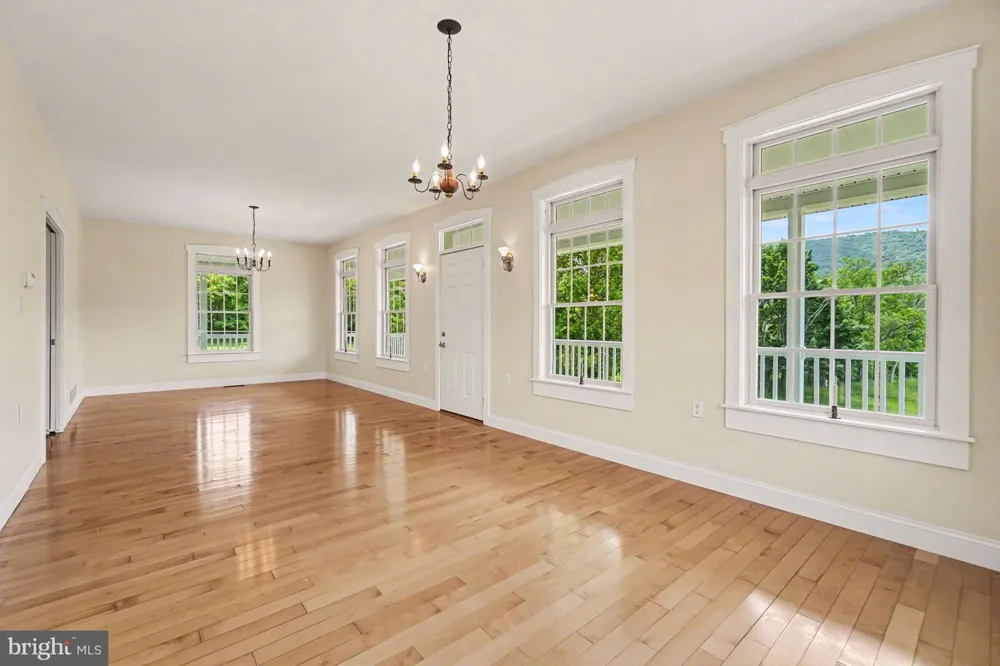 372 S GOOD SPRING ROAD Hegins, PA 17938