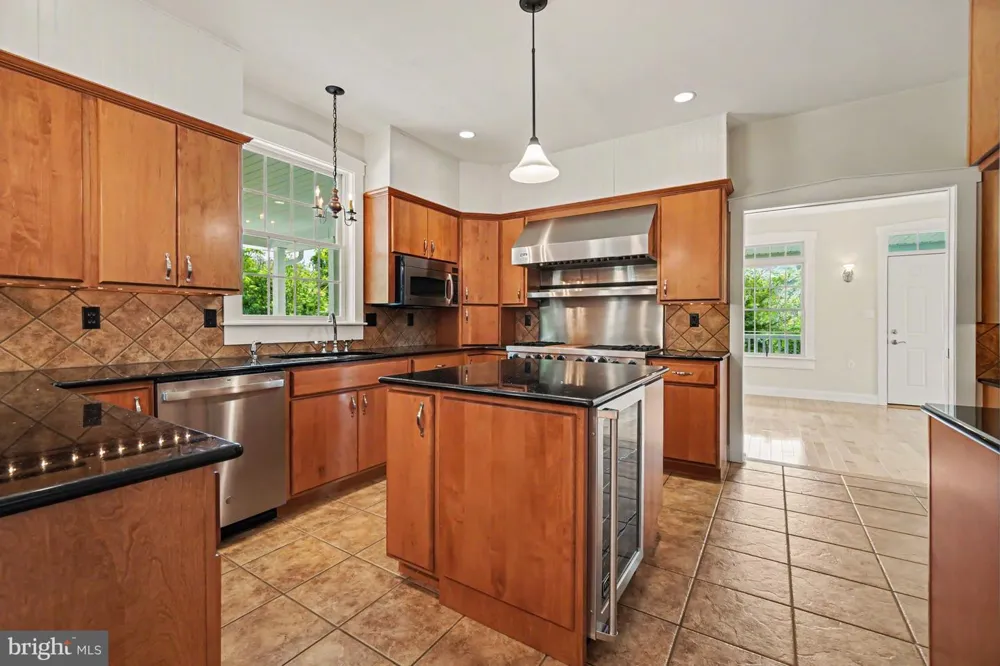 372 S GOOD SPRING ROAD Hegins, PA 17938