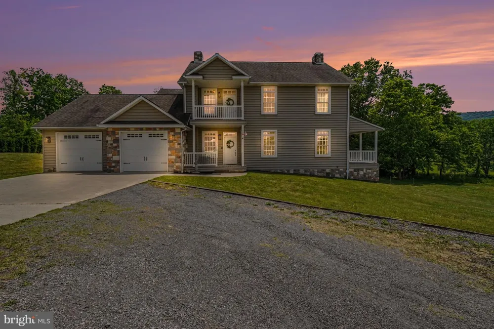 372 S GOOD SPRING ROAD Hegins, PA 17938