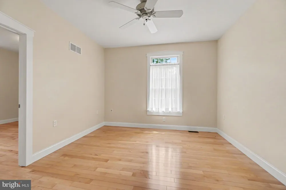 372 S GOOD SPRING ROAD Hegins, PA 17938