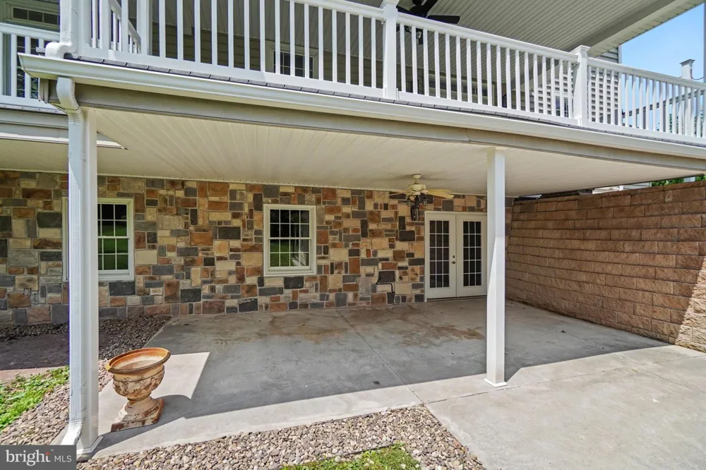 372 S GOOD SPRING ROAD Hegins, PA 17938