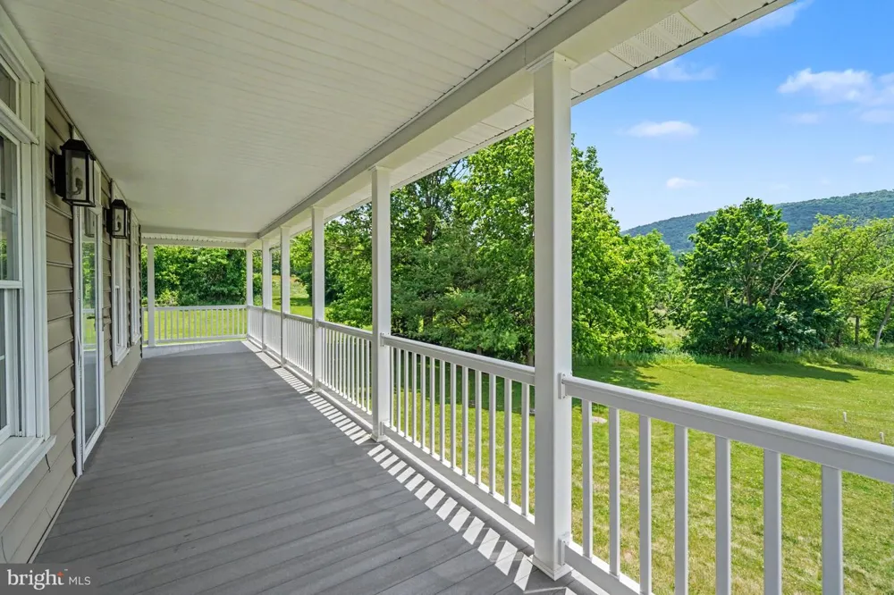 372 S GOOD SPRING ROAD Hegins, PA 17938