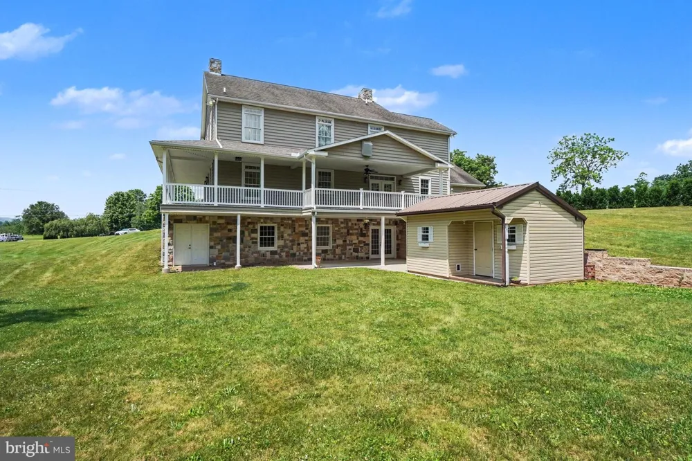 372 S GOOD SPRING ROAD Hegins, PA 17938