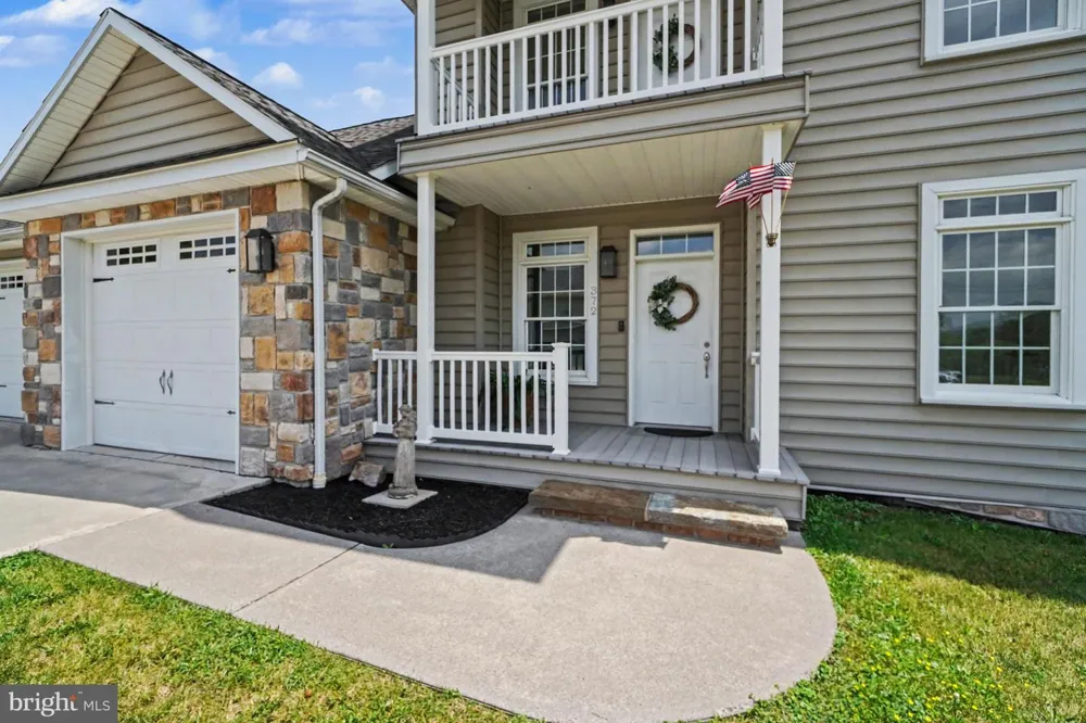 372 S GOOD SPRING ROAD Hegins, PA 17938