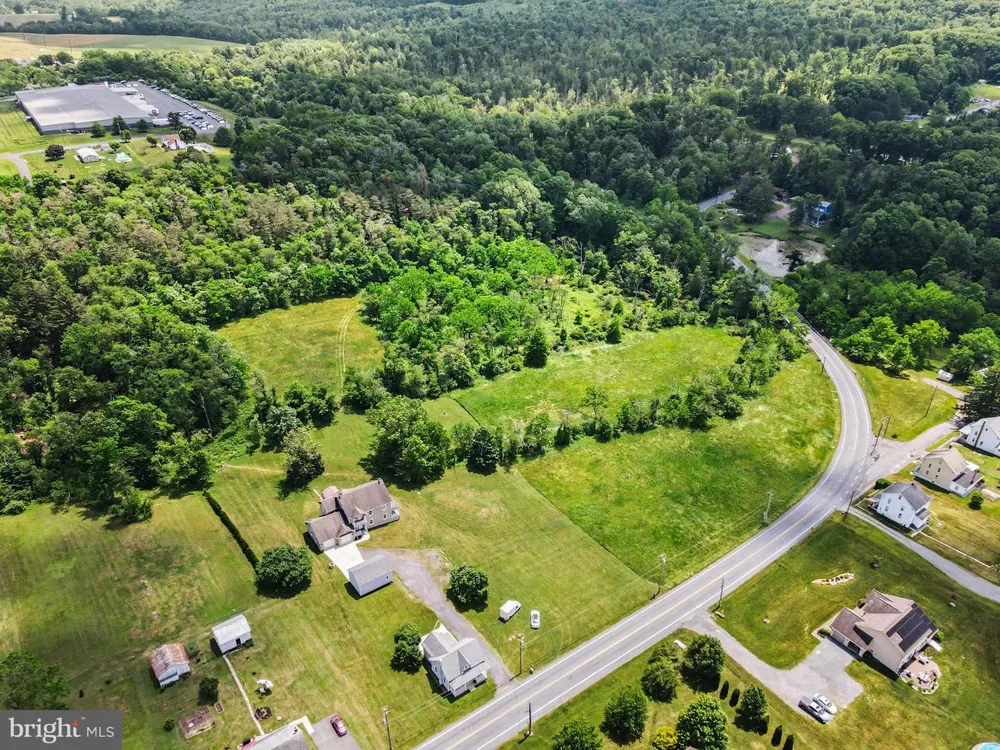 372 S GOOD SPRING ROAD Hegins, PA 17938